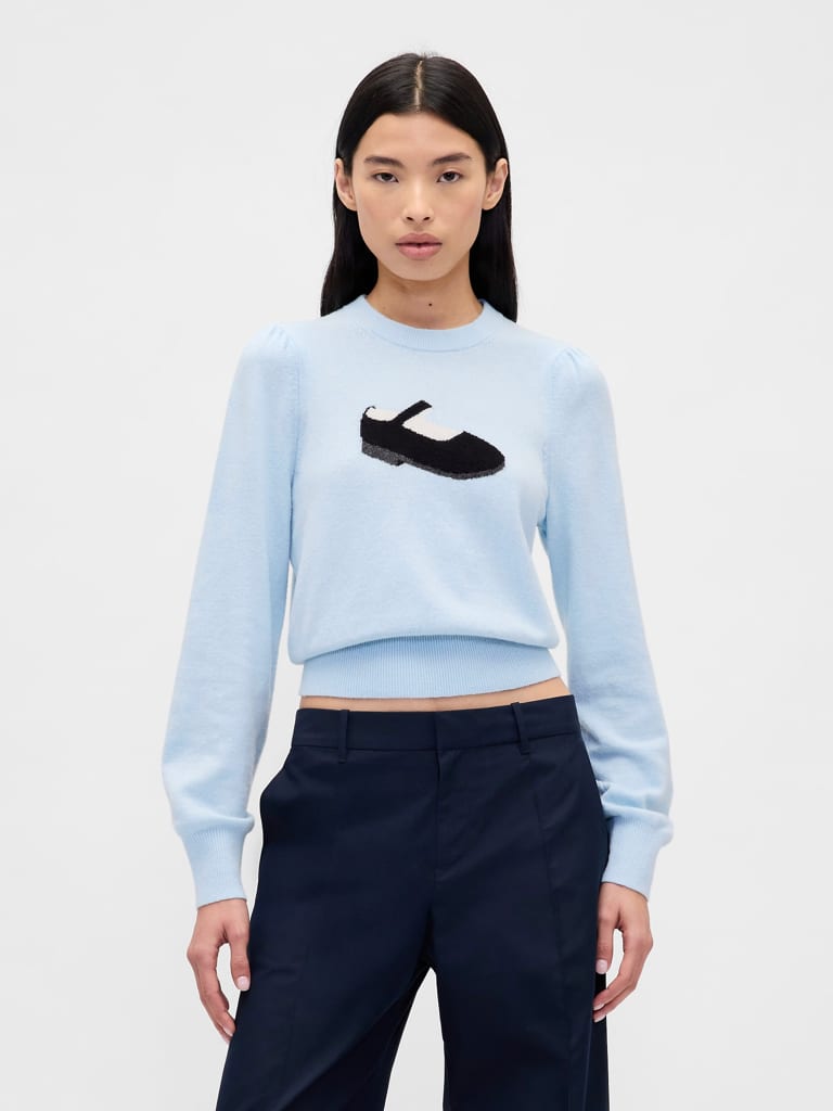 Shoe Sweater, P4,650, GAP, SM Mall of Asia
